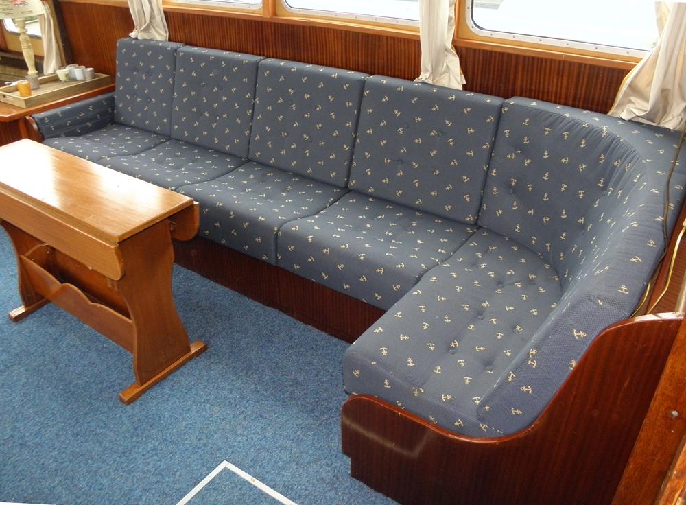 Salon, H&eacute;bergements